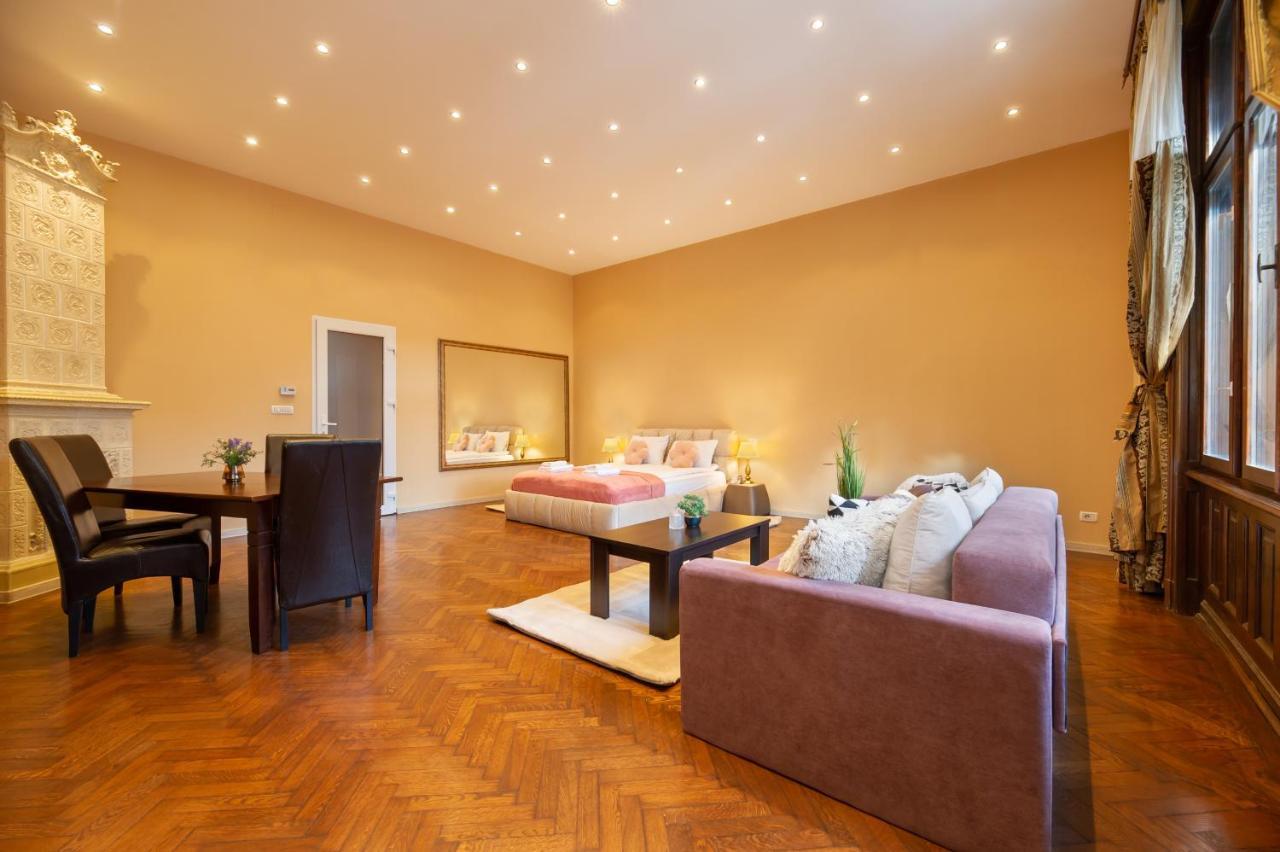 Central Park Residence Braşov Buitenkant foto