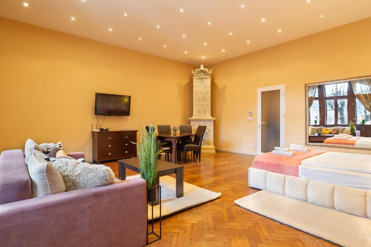 Central Park Residence Braşov Buitenkant foto