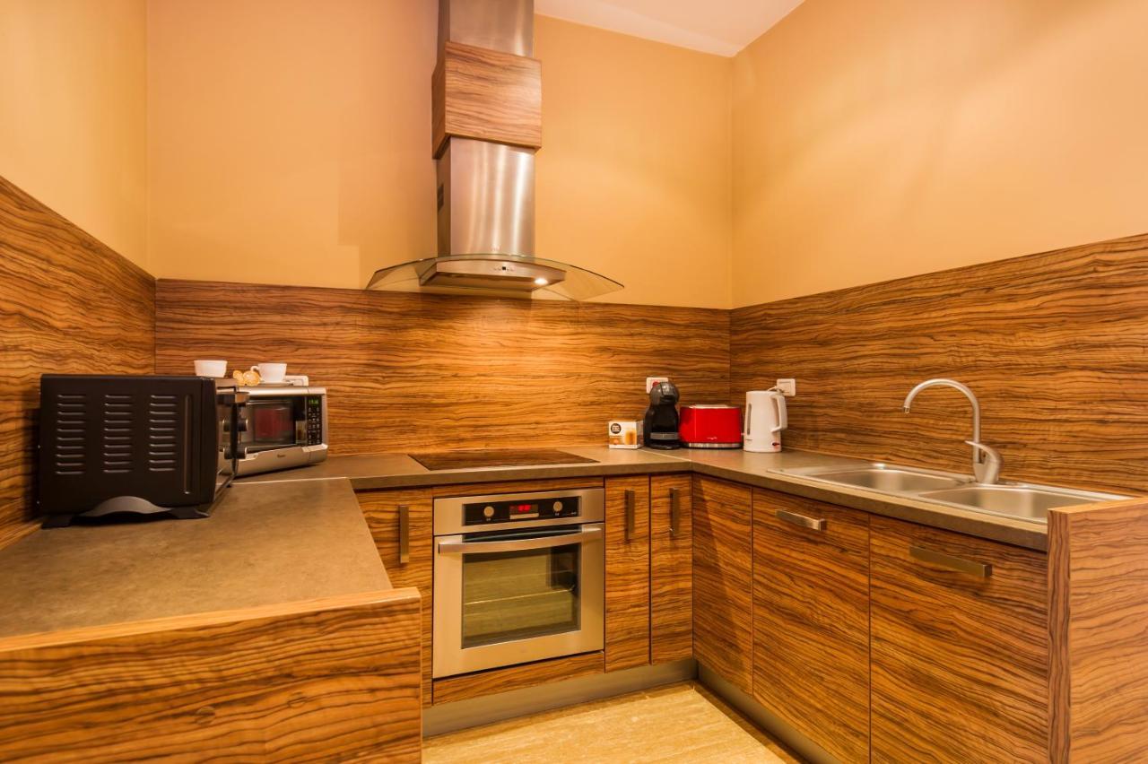 Central Park Residence Braşov Buitenkant foto