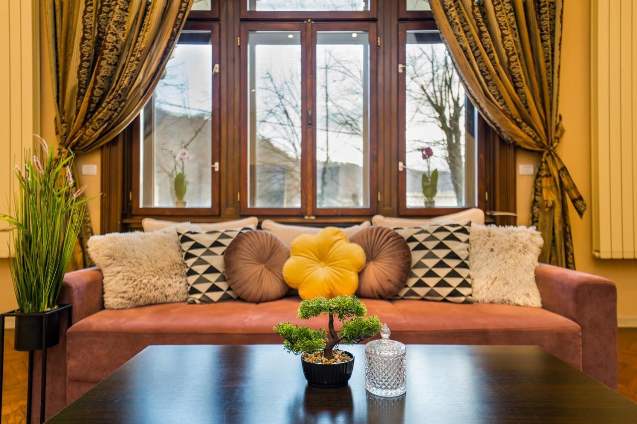 Central Park Residence Braşov Buitenkant foto
